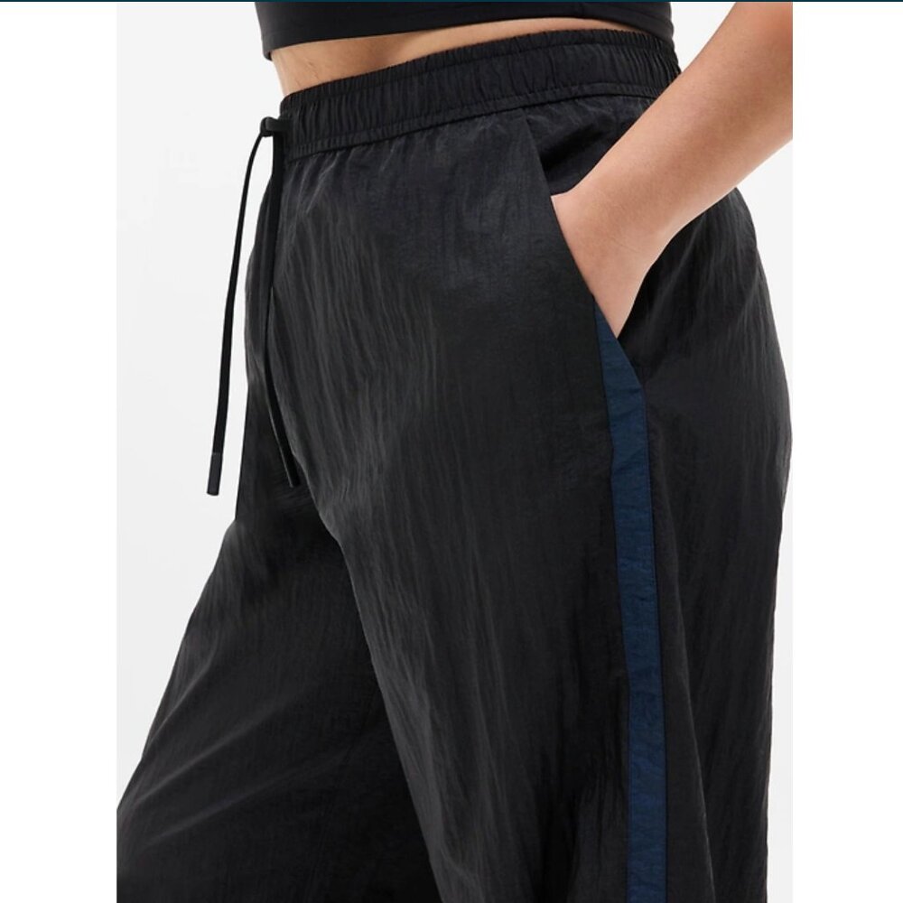 NWT Athleta Black Daybreak Mid Rise Parachute Pants S - Picture 4 of 6
